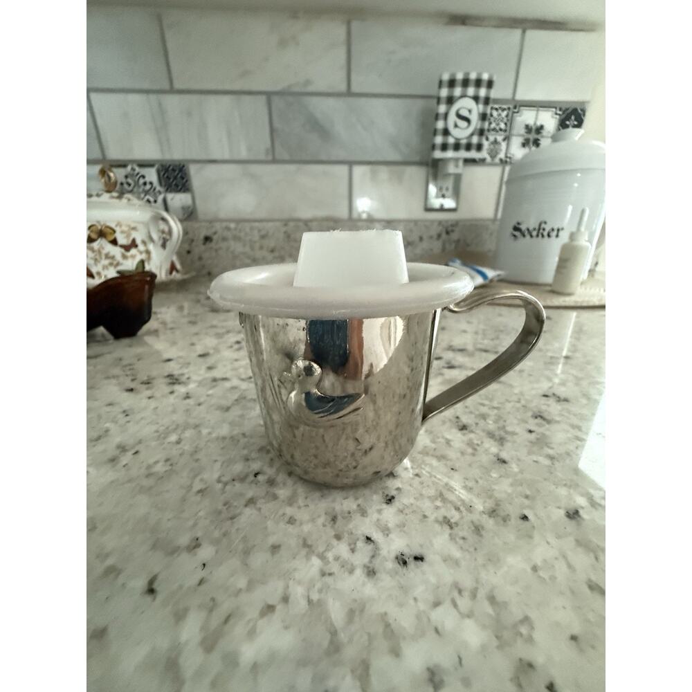 Vintage 1987 Silver Plated Baby Sippy Cup; Duck Embossed With plastic sipper lid